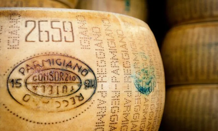 Parmesan mangiamo italiano