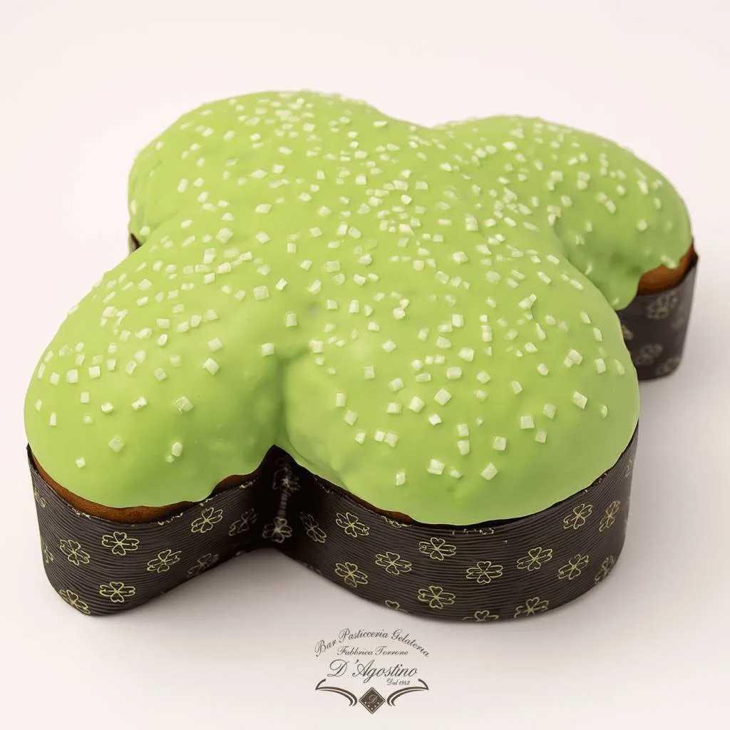 Colomba de limão artesanal de 1,1 kg